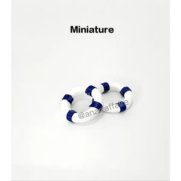 Miniature (MTR495)