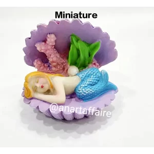 Shell mermaid purple