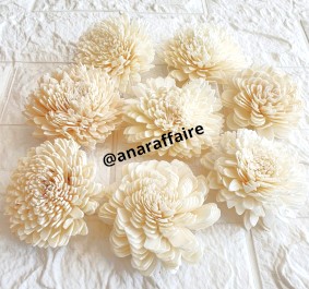 soft wooden flowers