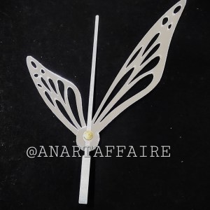 ACRYLIC CLOCK BUTTERFLY NEEDLE (SILVER)