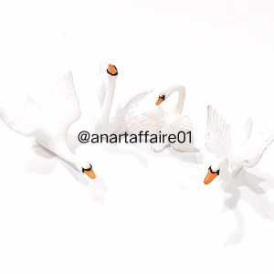 SET OF 4 WHITE SWAN