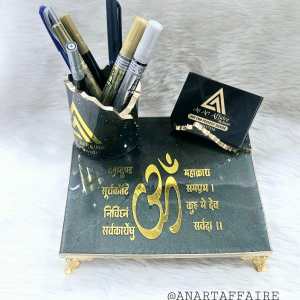 custom resin pen stand