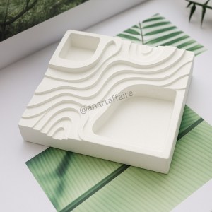 CONCRETE PLANTER TRAY