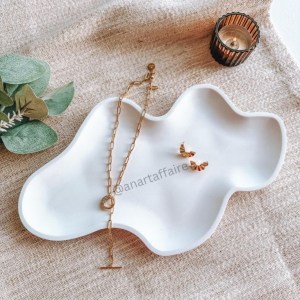 CONCRETE CLOUD OVAL TRAY