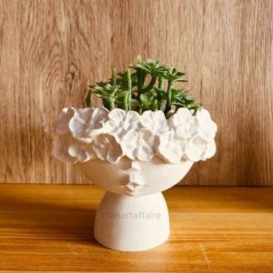 CONCRETE FLOWER LADY HEAD